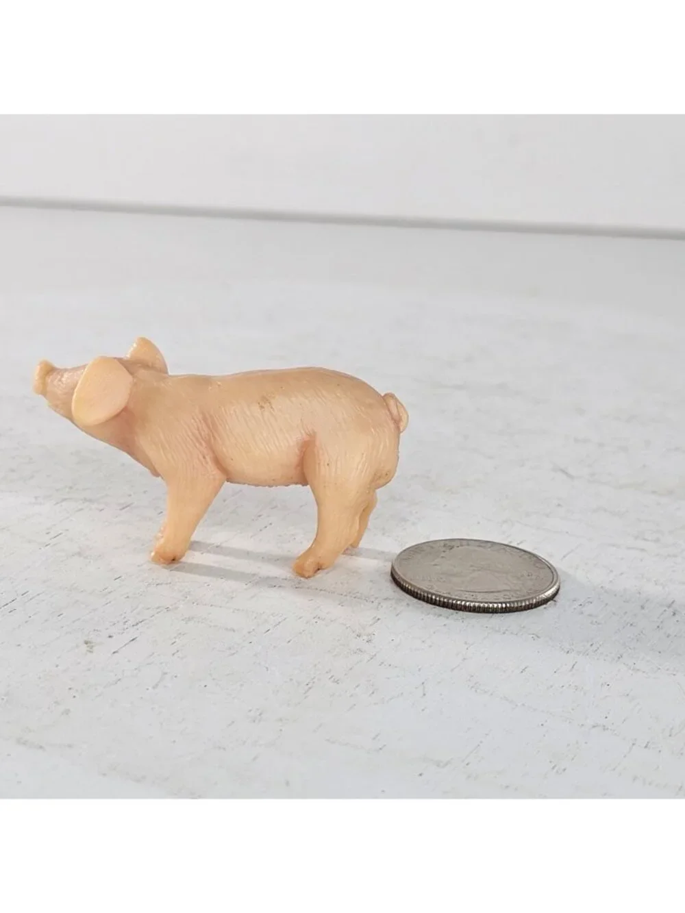 Schleich Piglet Standing Baby Pig #13118 Farm Animal Figure Toy 1996-2003